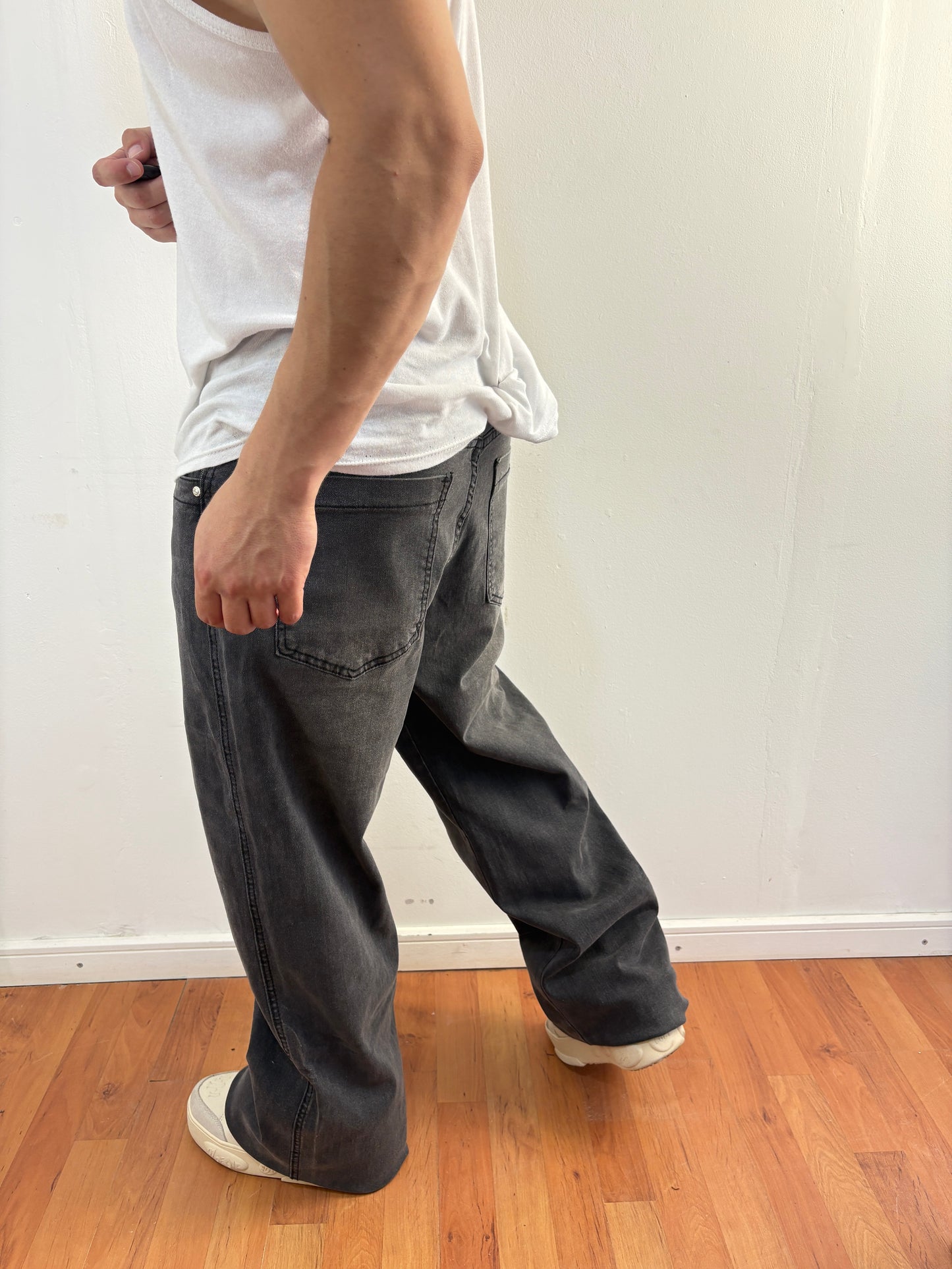 Pantalon Liso two (Baggy Fit elasticado)