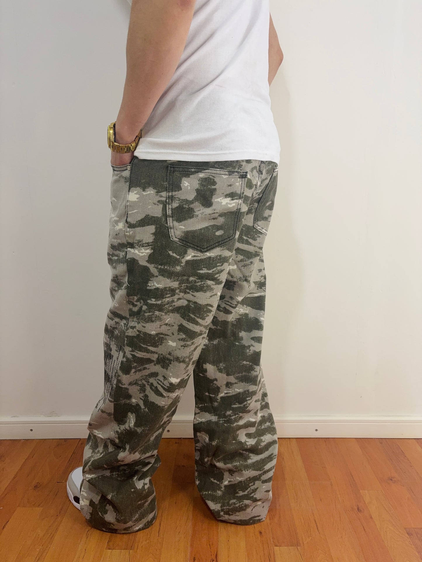 Pantalon Camuflaje (Baggy Fit)