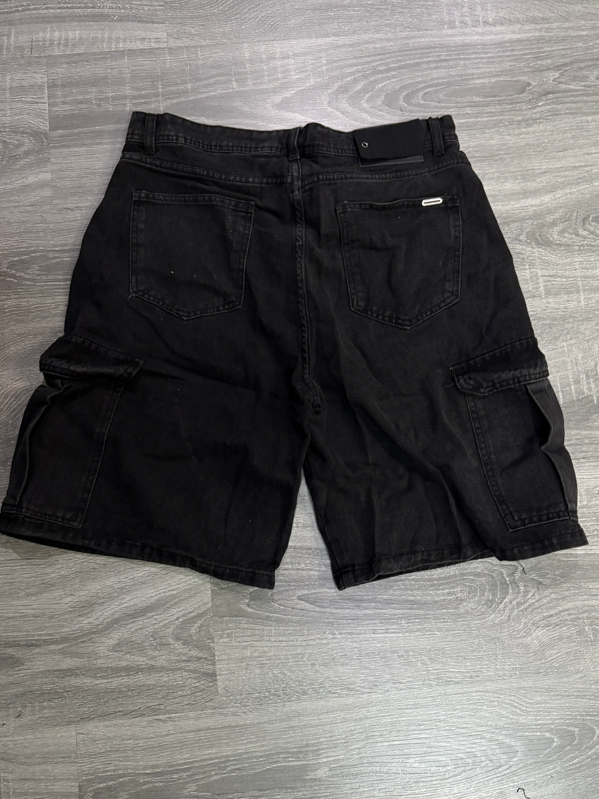 Short Nigth