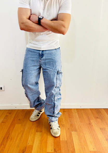 Jeans Multicargo Cielo