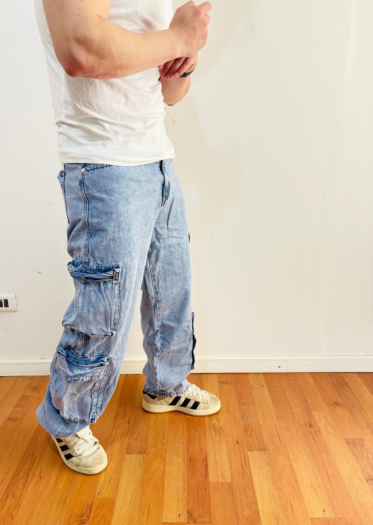 Jeans Multicargo Cielo
