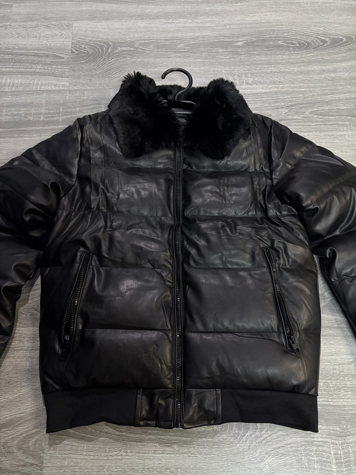 aParka Black Cuello V