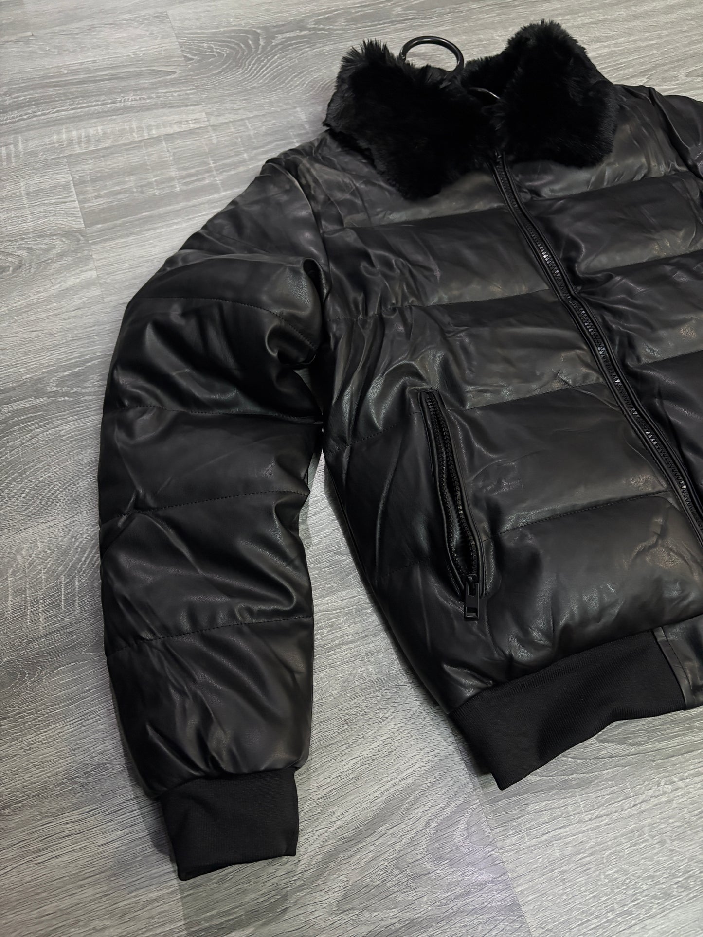 aParka Black Cuello V