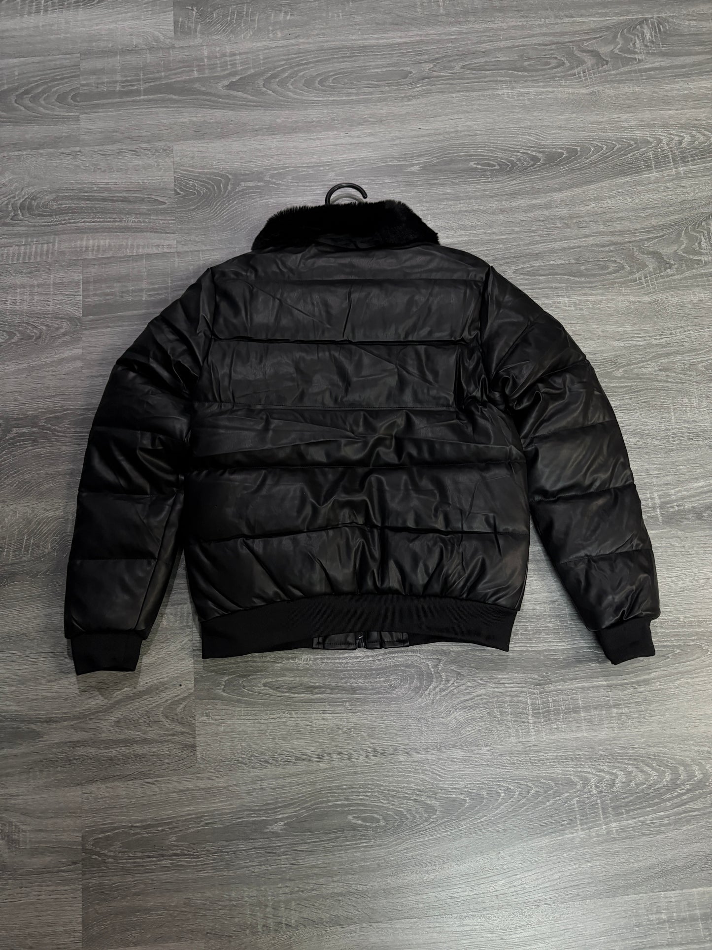 aParka Black Cuello V